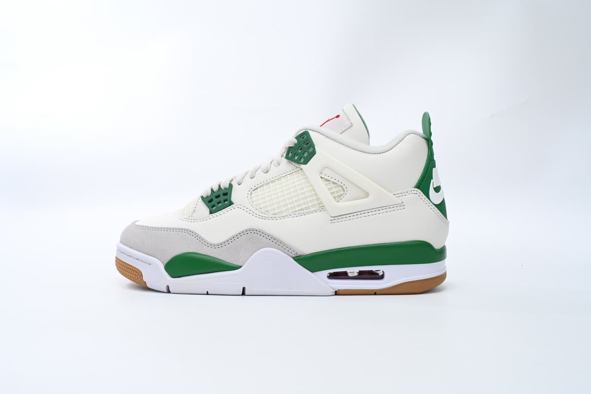 Retro 4 SB "Pine Green"