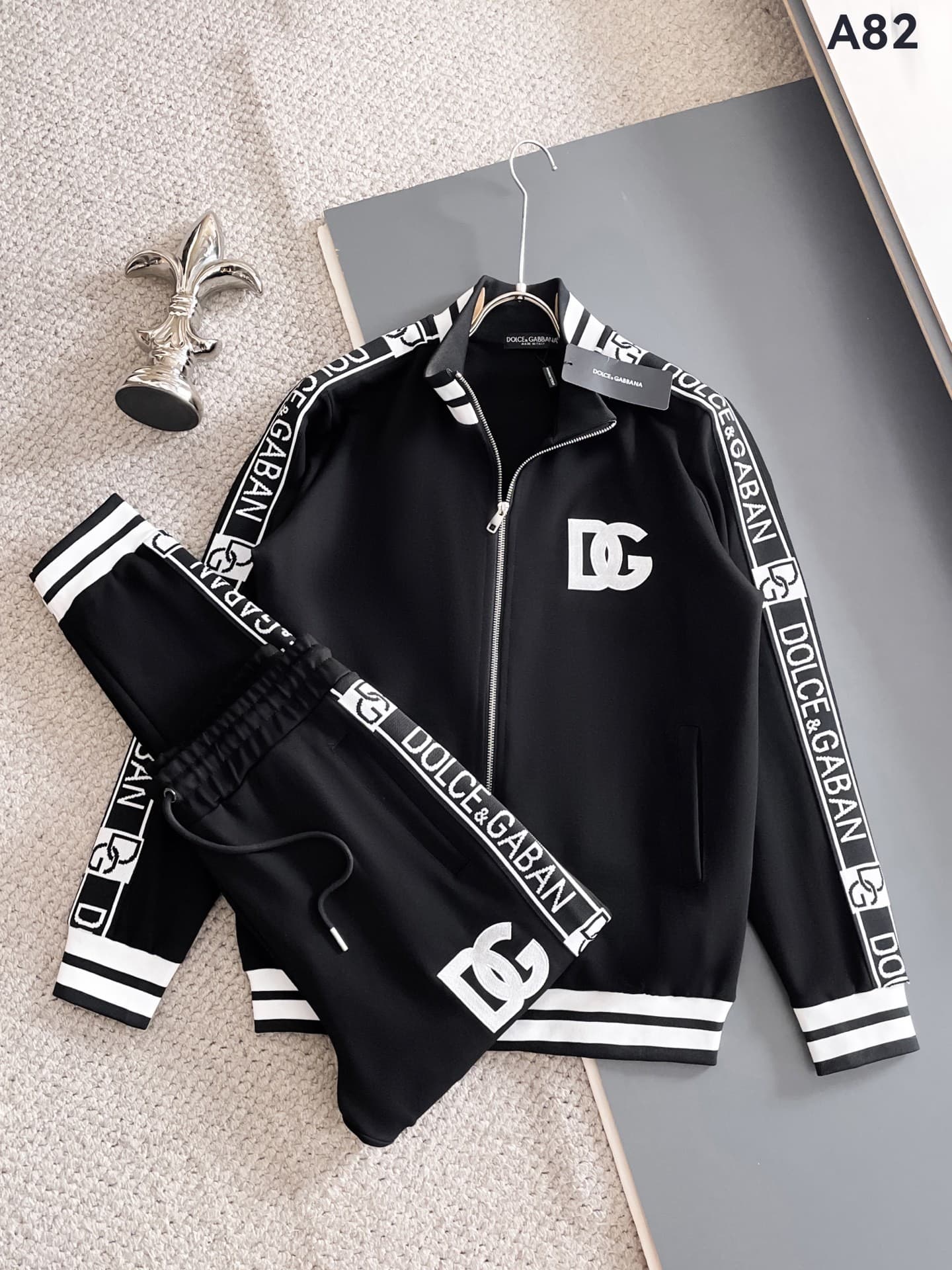 Conjunto DG Negro Blanco
